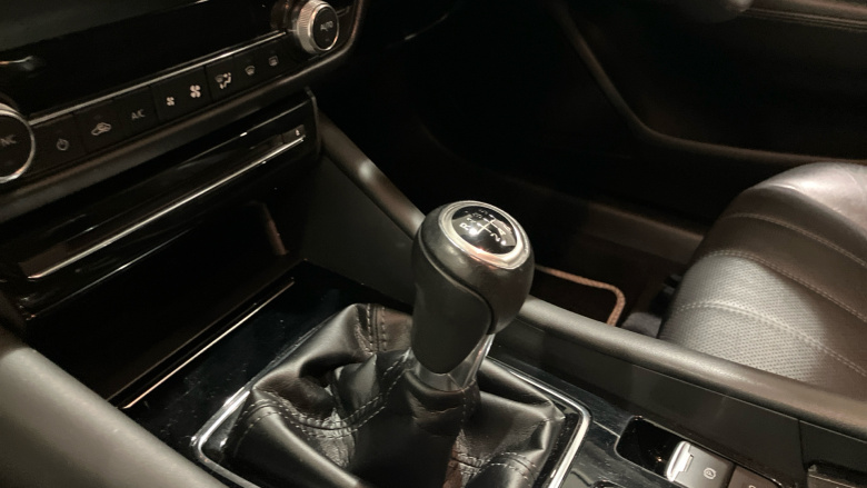 Mazda 6 2.0 SE-L Lux Nav+ 4dr Petrol Saloon